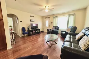 200 Mary Ln, Hemet, CA 92543 - Photo 2