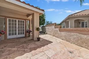24117 Corte Valente, Murrieta, CA 92562 - Photo 6