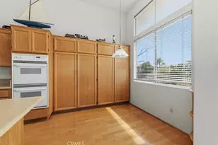 24117 Corte Valente, Murrieta, CA 92562 - Photo 20
