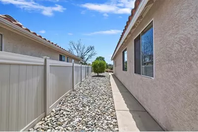 24117 Corte Valente, Murrieta, CA 92562 - Photo 38