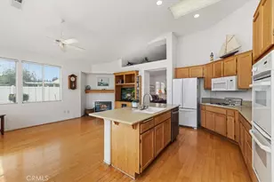 24117 Corte Valente, Murrieta, CA 92562 - Photo 22