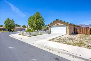42806 Masonic Dr, Hemet, CA 92544 - Photo 6