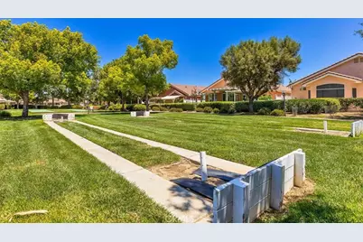 26684 Tropicana Dr, Menifee, CA 92585 - Photo 30