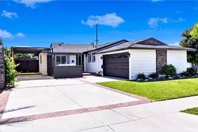 2425 Heather Avenue, Long Beach, CA 90815 - Photo 2
