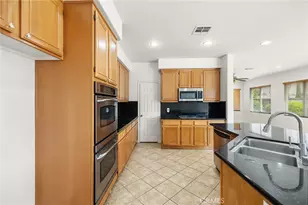 27864 Post Oak Pl, Murrieta, CA 92562 - Photo 18