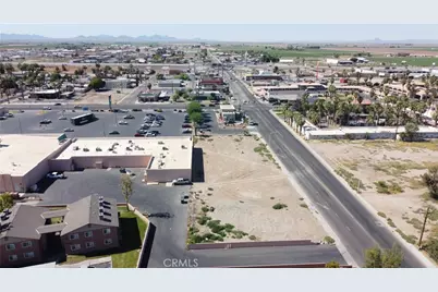 160 N Lovekin Boulevard, Blythe, CA 92225 - Photo 2