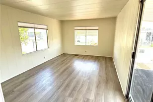 575 S Lyon Ave, Hemet, CA 92543 - Photo 2