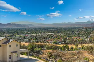 42340 Segner Dr, Hemet, CA 92544 - Photo 6