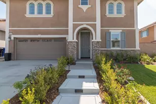 4983 Oak Moss, Fontana, CA 92336 - Photo 2