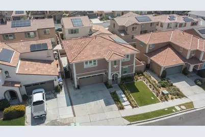 4983 Oak Moss, Fontana, CA 92336 - Photo 4