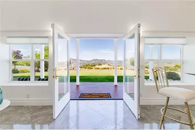 22252 Monte Rancho Dr, Temecula, CA 92590 - Photo 14