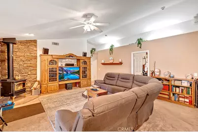 29083 Lakeview, Nuevo, CA 92567 - Photo 8