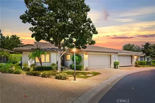 38335 Oaktree, Murrieta, CA 92562 - Photo 2