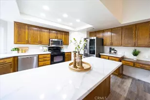 30040 Spray, Canyon Lake, CA 92587 - Photo 10