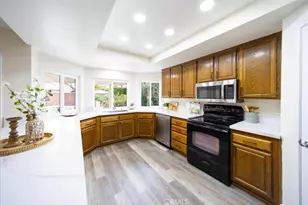 30040 Spray, Canyon Lake, CA 92587 - Photo 12
