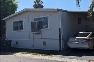 1097 N State Street, Hemet, CA 92543 - Photo 2