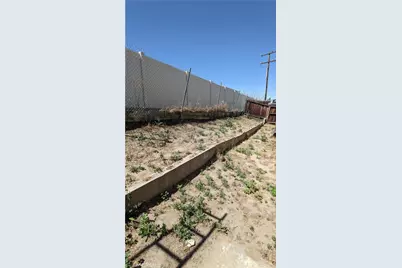 1097 N State Street #75, Hemet, CA 92543 - Photo 18