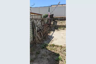 1097 N State Street #75, Hemet, CA 92543 - Photo 14