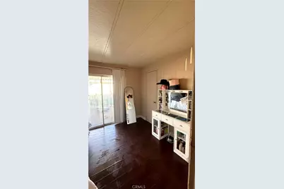 1097 N State Street #75, Hemet, CA 92543 - Photo 30