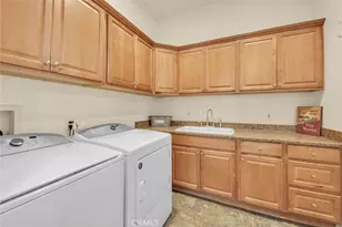 42761 Juniper, Murrieta, CA 92562 - Photo 56