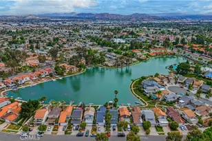 1312 Camelot, Corona, CA 92882 - Photo 32