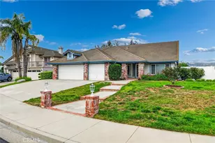 23045 Sweetbay Cir, Wildomar, CA 92595 - Photo 2