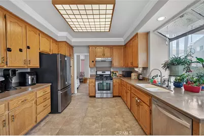 40711 Mountain Pride Drive, Murrieta, CA 92562 - Photo 12