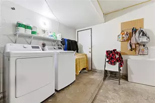 2354 Fan Palm, Corona, CA 92879 - Photo 30