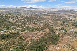 42185 Oak Canyon, Hemet, CA 92544 - Photo 32