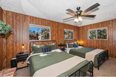 190 Spruce, Sugarloaf, CA 92386 - Photo 18