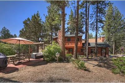190 Spruce, Sugarloaf, CA 92386 - Photo 2