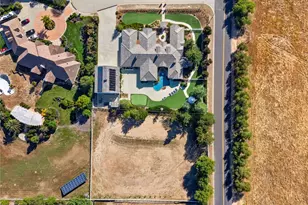 25016 Trilogy Trail, Murrieta, CA 92562 - Photo 2