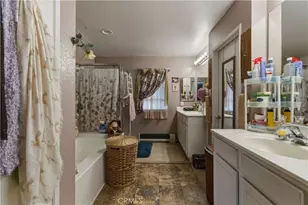 26224 Douglass Union Ln, Murrieta, CA 92563 - Photo 18