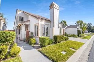 23247 Villena, Mission Viejo, CA 92692 - Photo 2