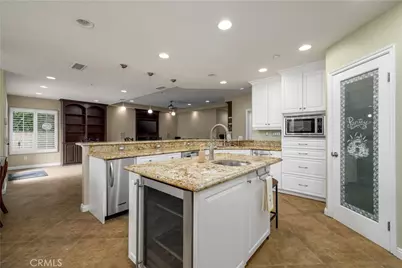 7815 Westpark Drive, Riverside, CA 92506 - Photo 18