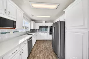 24600 Mountain Ave, Hemet, CA 92544 - Photo 10