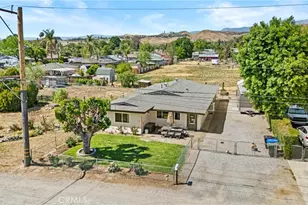 32744 Texas, Yucaipa, CA 92399 - Photo 34