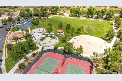 31035 Strawberry Tree, Temecula, CA 92592 - Photo 32