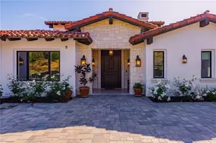 31324 Lake Vista Cir, Bonsall, CA 92003 - Photo 2