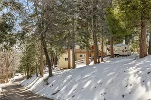 337 Lookout, Twin Peaks, CA 92391 - Photo 32