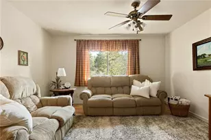 337 Lookout, Twin Peaks, CA 92391 - Photo 10