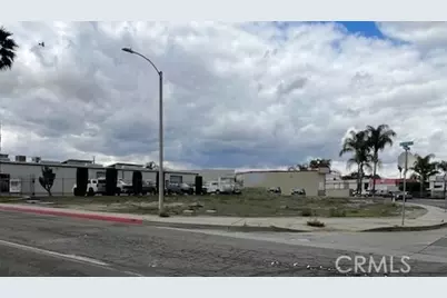572 S Grand, San Jacinto, CA 92582 - Photo 1