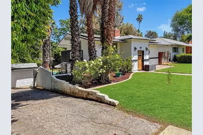 19 Sherril, Redlands, CA 92373 - Photo 2