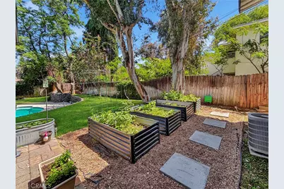 19 Sherril, Redlands, CA 92373 - Photo 16
