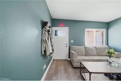 6327 Linda Lee Drive, Yucca Valley, CA 92284 - Photo 4