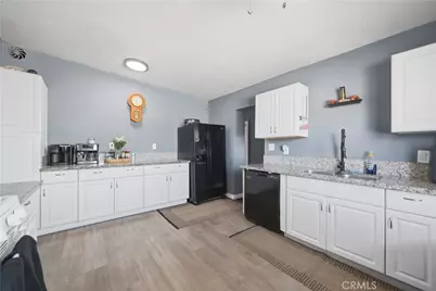 6327 Linda Lee Drive, Yucca Valley, CA 92284 - Photo 10