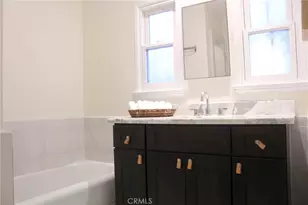 5351 Packard St, Los Angeles, CA 90019 - Photo 14