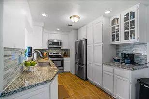 2393 Mesquite Ln, Corona, CA 92882 - Photo 12