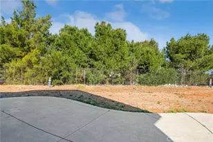 30100 Sugarpine St, Lake Elsinore, CA 92530 - Photo 28