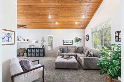 711 Lassen Drive, Corona, CA 92879 - Photo 8